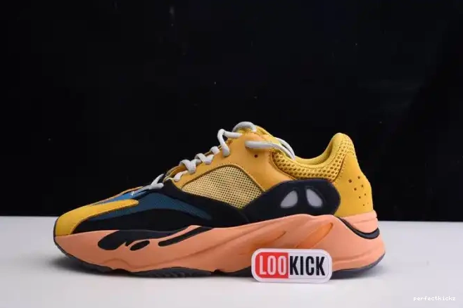 WAVE YELLOW NEW YEEZY ADIDAS GZ6984 BOOST COLORWAY SUN RUNNER 700 0701